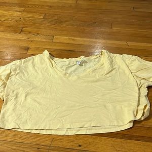 H&M Divided Yellow Cropped T-Shirt